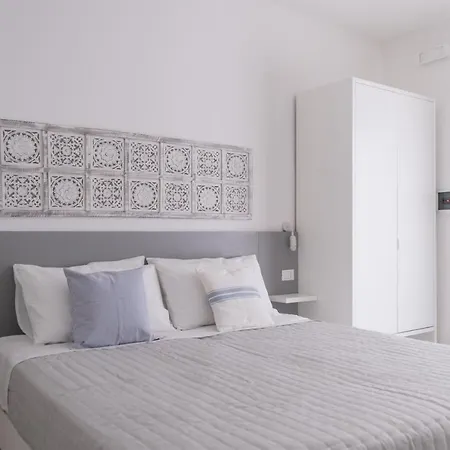 Sara Bed & Breakfast 2*