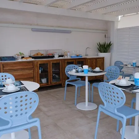 Bed and breakfast Sara 3*